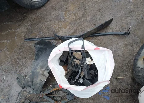 2015 Dodge Dart Sxt z USA, uszkodzony, nr VIN 1C3CDFBB7FD211883